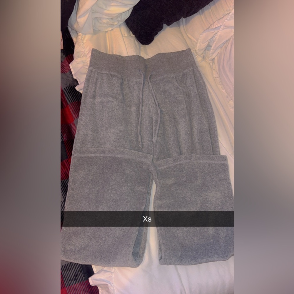 Women’s XS Lounge Pants & Shorts! LIKE NEW!